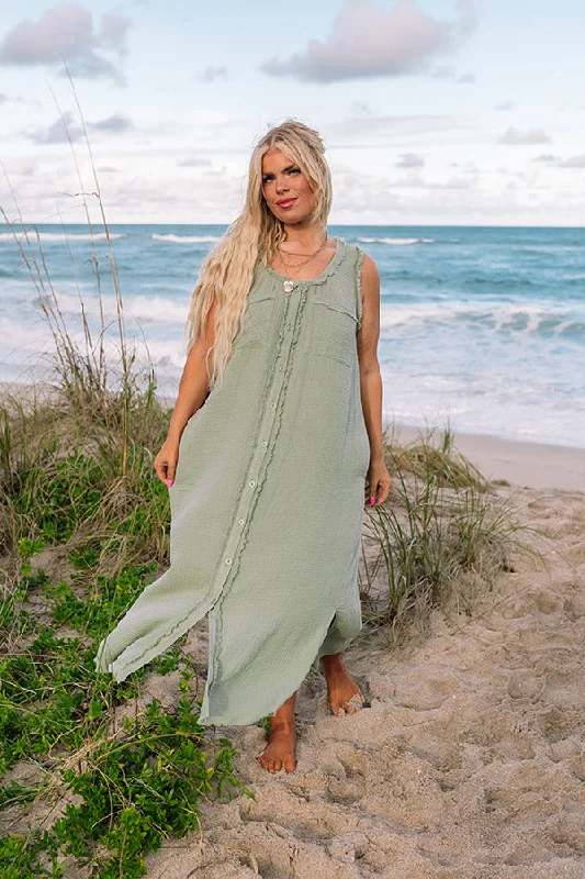 Free Spirited Frayed Midi in Sage Curves